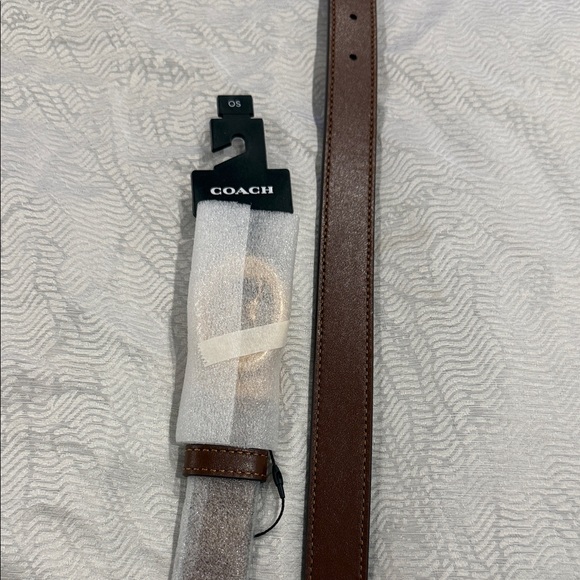 Coach Signature Canvas Belt Cut to Size and Reversible - Picture 2 of 10